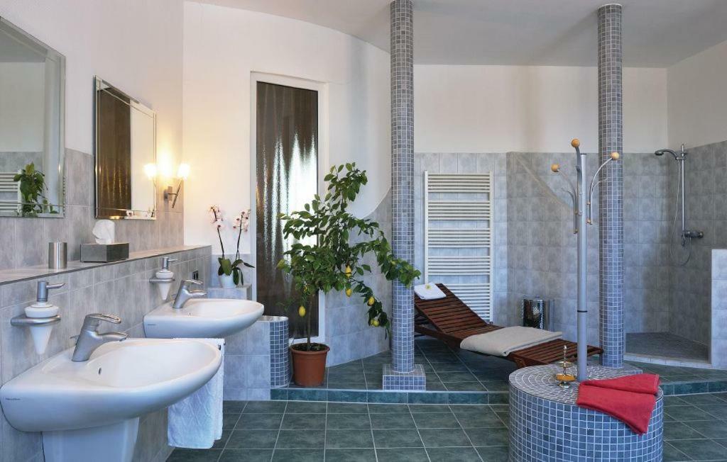 Schloss Tressow Bobitz Ngoại thất bức ảnh